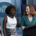 Präsident Biden ernennt neue lesbische Pressesprecherin // © IMAGO / ZUMA Wire
