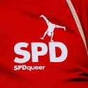 SPD Queer fordert Verschärfung der Pläne 