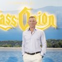 Daniel Craig