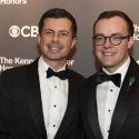 Fox News kritisierte Pete Buttigieg wegen Reise mit Ehemann