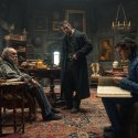 Szenenbild aus "Der denkwürdige Fall des Mr Poe" // © Scott Garfield, Netflix