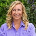 Andrea Kiewel führt auch dieses Jahr durch die "ZDF-Fernsehgarten"-Saison.