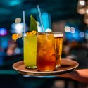 Leckere Cocktails (Symbolbild) // © iStock/semenovp