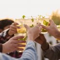 AFTERWORK CLUBBING FÜR FRAUEN, GAYS UND TRANS 