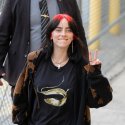 Billie Eilish fühlt sich „körperlich zu Frauen hingezogen“