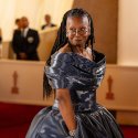 Whoopi Goldberg auf den Lippen