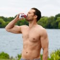 Kalte Coke, heißer Kerl 