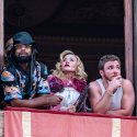 Madonna beim Pferderennen