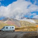 Island individuell entdecken: queerfreundliche Reisetipps mit dem Wohnmobil oder Mietwagen © Michael Warren