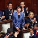 Neue Regierungschefin in Japan