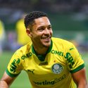 Fußballer Vitor Roque klar gegen queere Diskriminierung