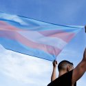 Trans* Jugendliche: Richtige Pronomen senken Suizidalität