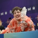 ESC-Trophäe in Scherben 