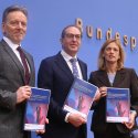 Dunkelfeldstudie der Bundesregierung 