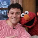 Tom lässt die Puppen tanzen 