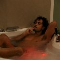 Sänger Mahmood outet sich als gaymer in Saunakabine