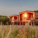 Ostsee Baumhaushotel Schleswig-Holstein // © ostsee-baumhaus.de