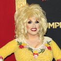 Texas kippt Dragverbot mit Verweis auf Dolly Parton