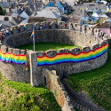 Pride im Totnes Castle