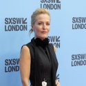Gillian Anderson outet sich