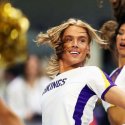 NFL setzt erstmals 68 Männer als Cheerleader ein