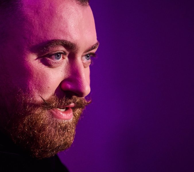 Sam Smith: Schulzeit, Bodyshaming und frühe OP im Rückblick