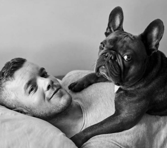 Russell Tovey trauert um heißgeliebten Hund Rocky