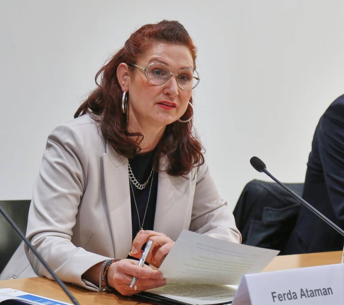 Studie: Trans*, inter und nichtbinäre dreifach diskriminiert