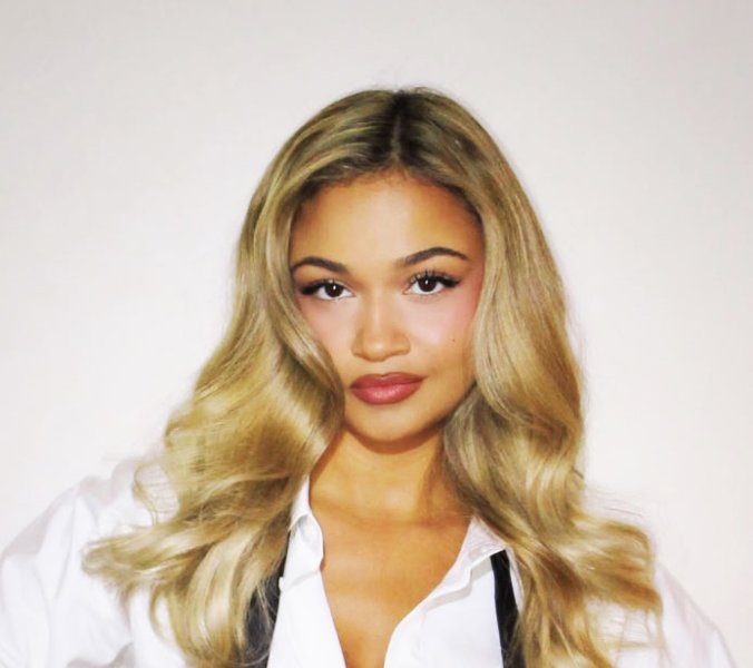 Madison Bailey kritisiert fehlende queere Rolle in Outer Banks