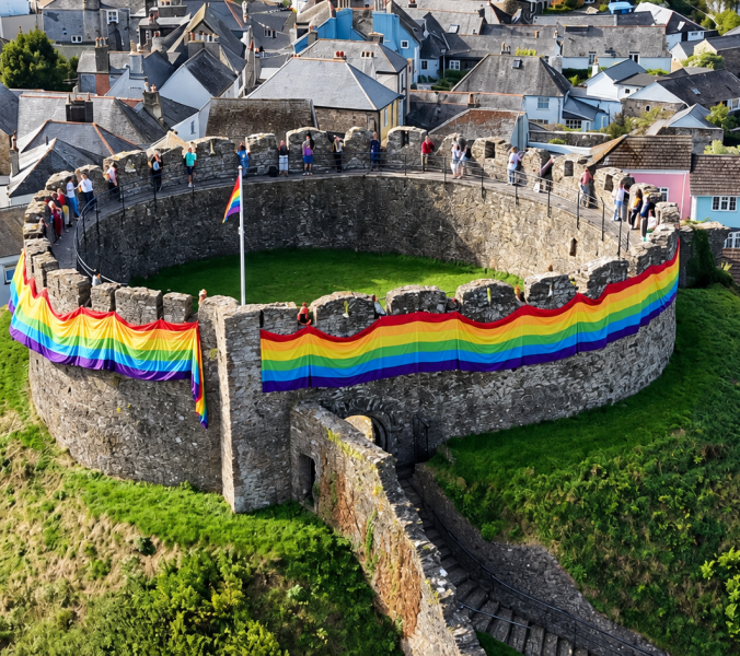 Pride im Totnes Castle