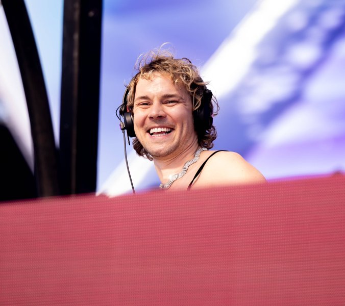 Felix Jaehn bei einem Auftritt auf dem Glücksgefühlefestival 2026